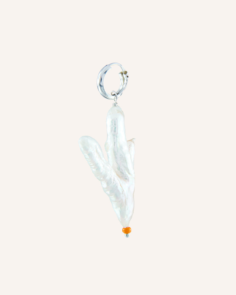 PEARLY CORAL EARRING